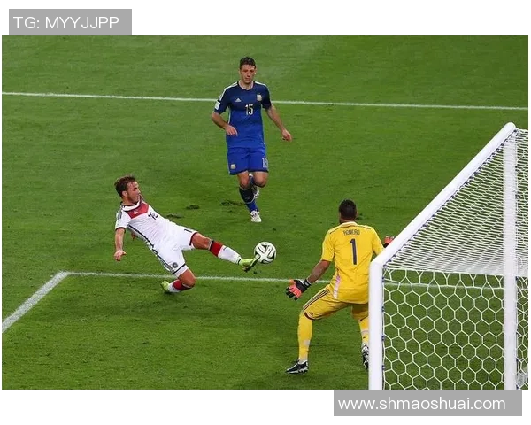 巴西世界杯足球球星精彩表现回顾与影响力分析